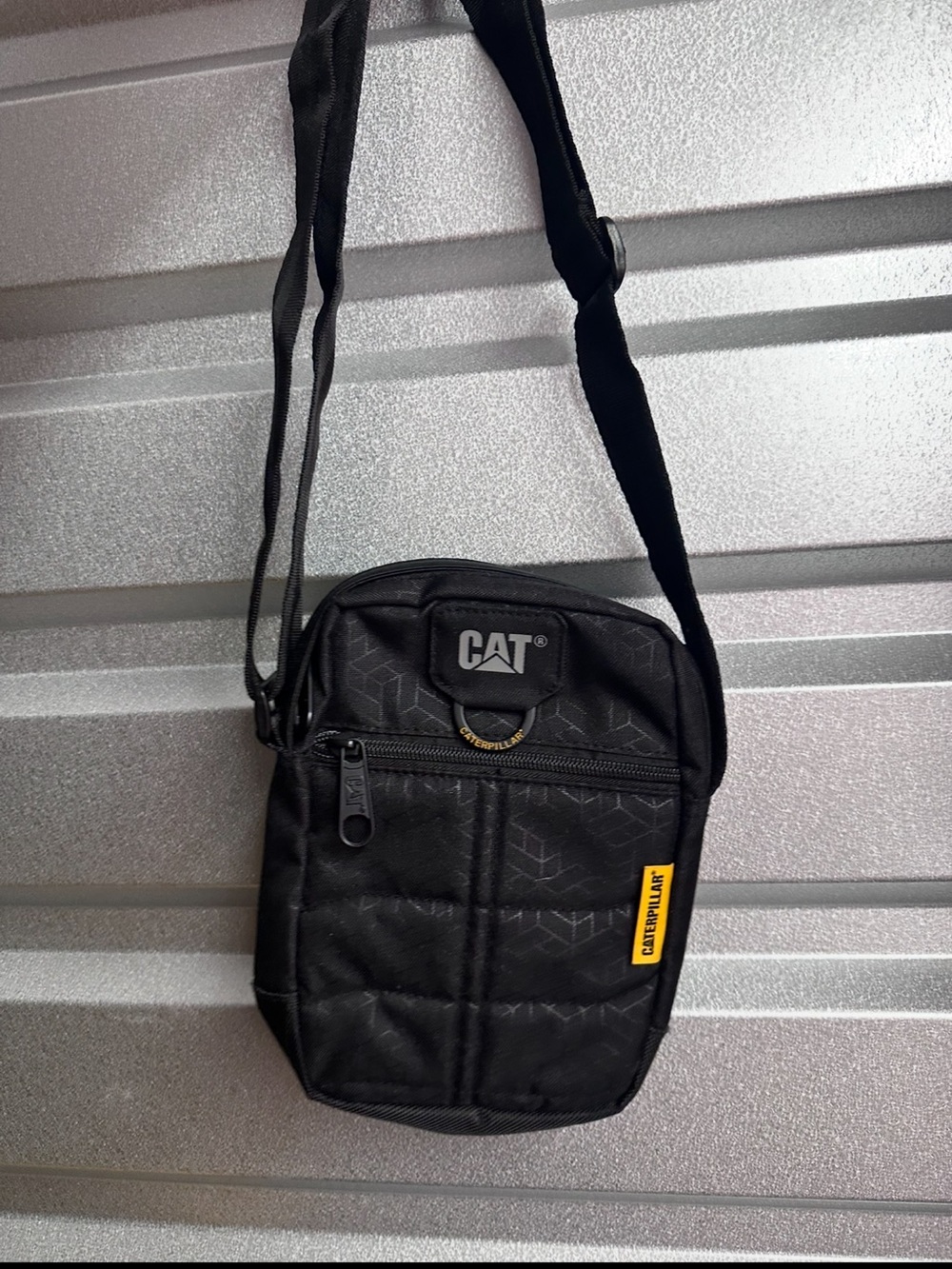 New Caterpillar Rodney Everyday Travel Crossbody Shoulder Black Heat Embossed